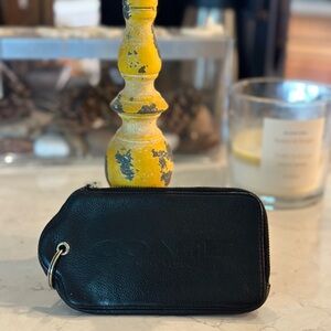 Coach- vintage keychain wallet